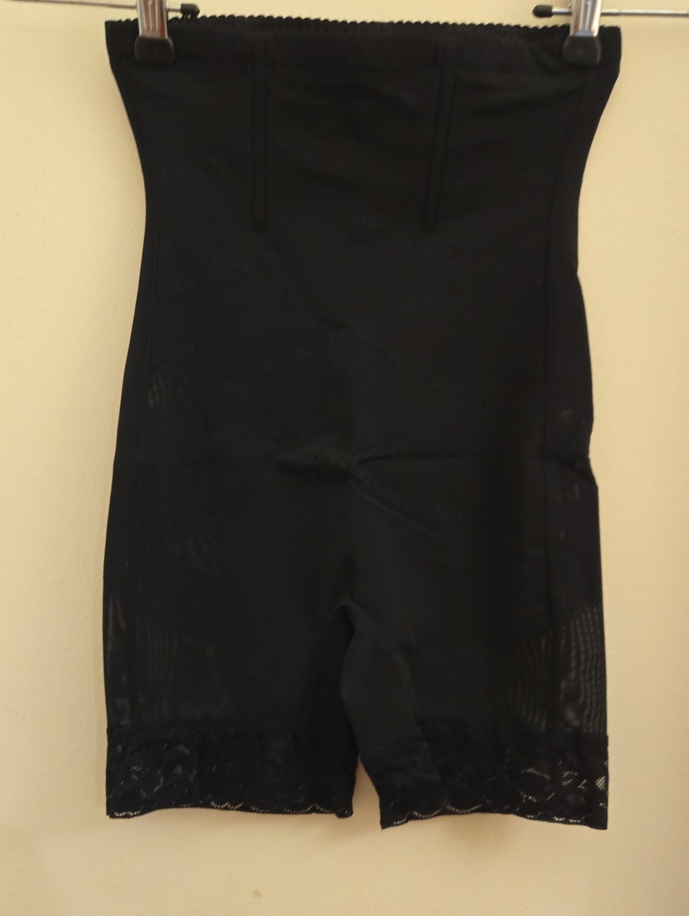 Black High-Waist Shaping Shorts - Classic Control Panty